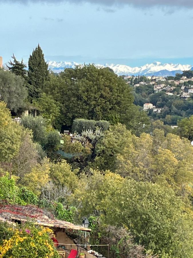 Bed & Breakfast Les Hauts De Cagnes Vue Mer Et Montagne Apartment Exterior photo